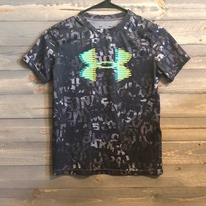 🛑 Boys Under Armour shirt
